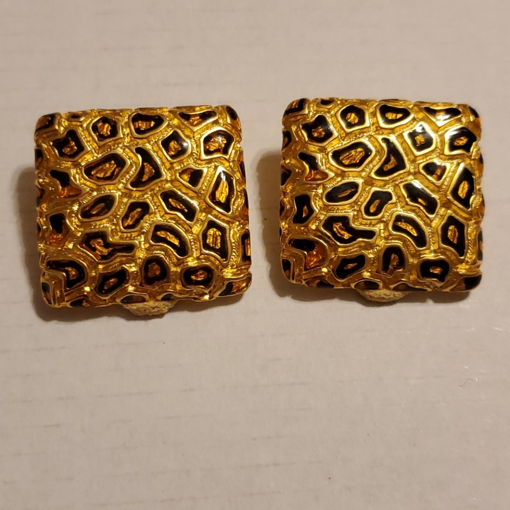 Anne Klein like,clips,leopard earrings